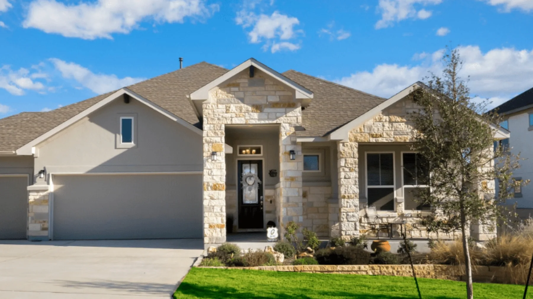 Professional exterior painting project in Lubbock by That 1 Painter
