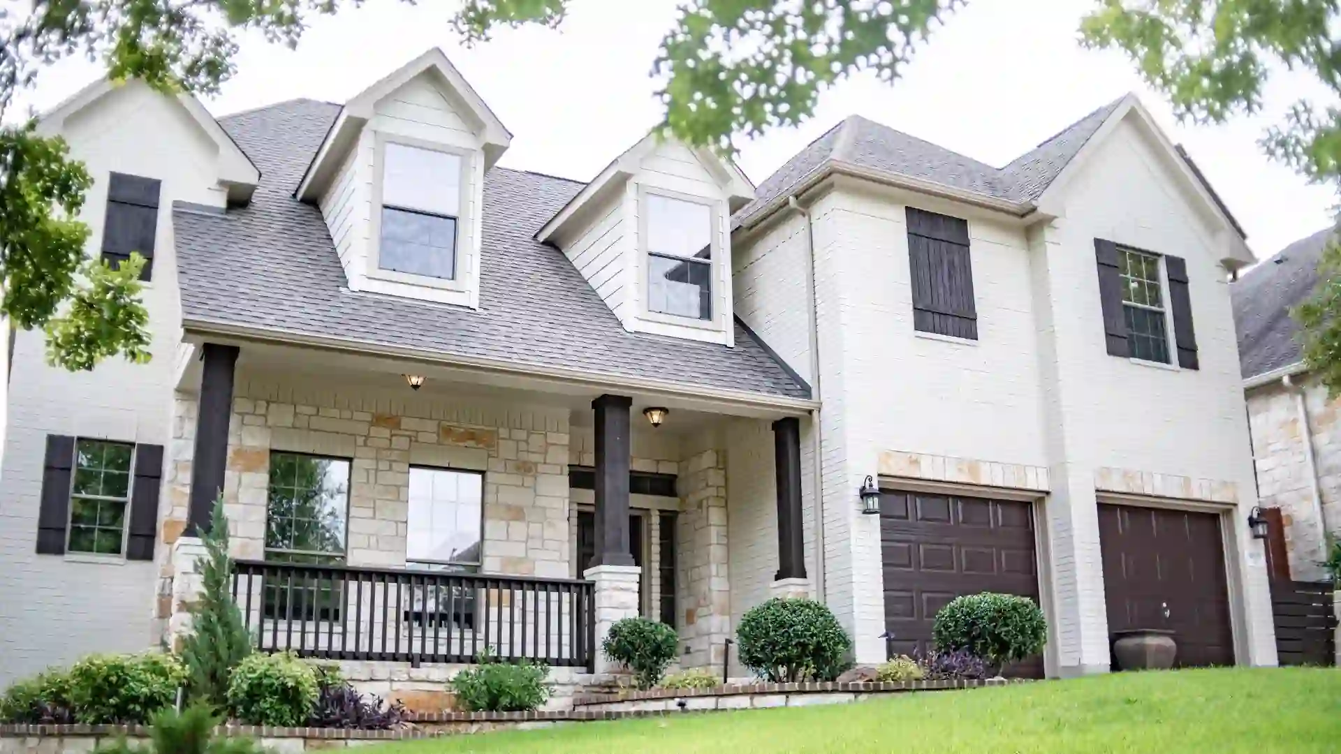 Professional exterior painting project in Michiana by That 1 Painter