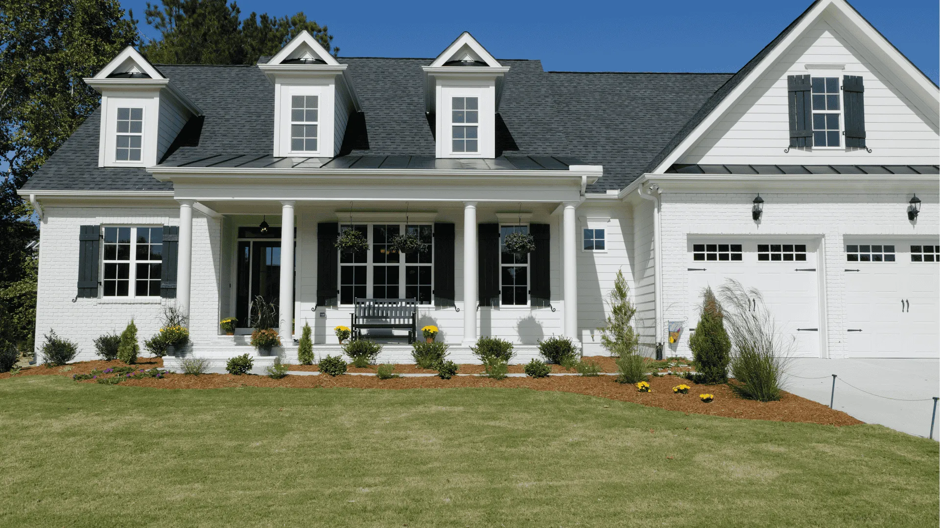 Professional exterior painting project in Cleveland by That 1 Painter