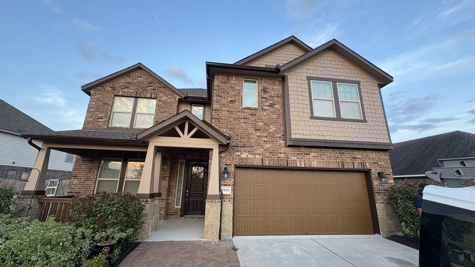 Professional exterior painting project in Fort Bend County by That 1 Painter