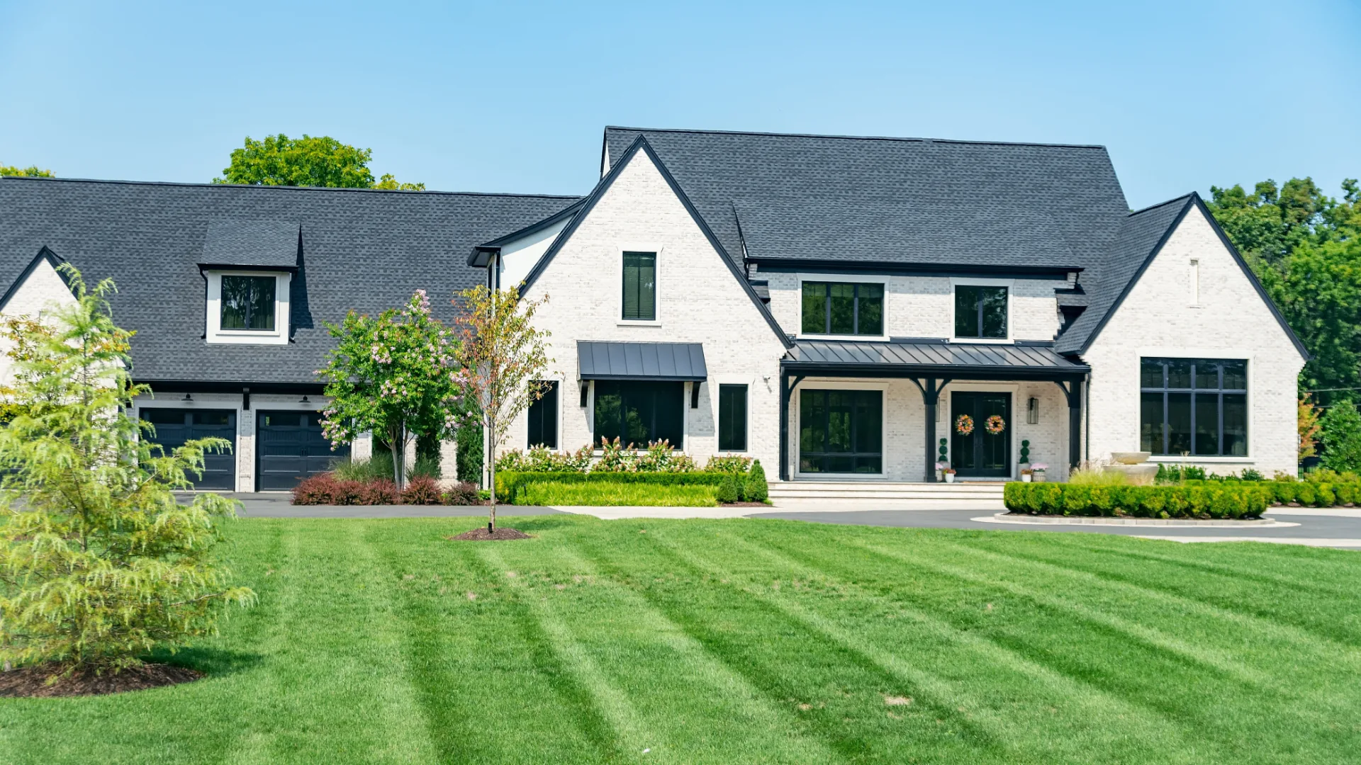 Professional exterior painting project in Potomac - Bethesda by That 1 Painter