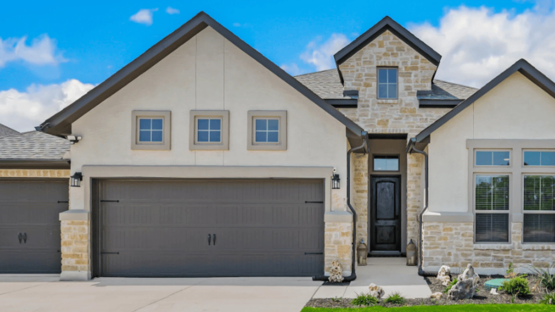 Professional exterior painting project in Shreveport-Bossier by That 1 Painter
