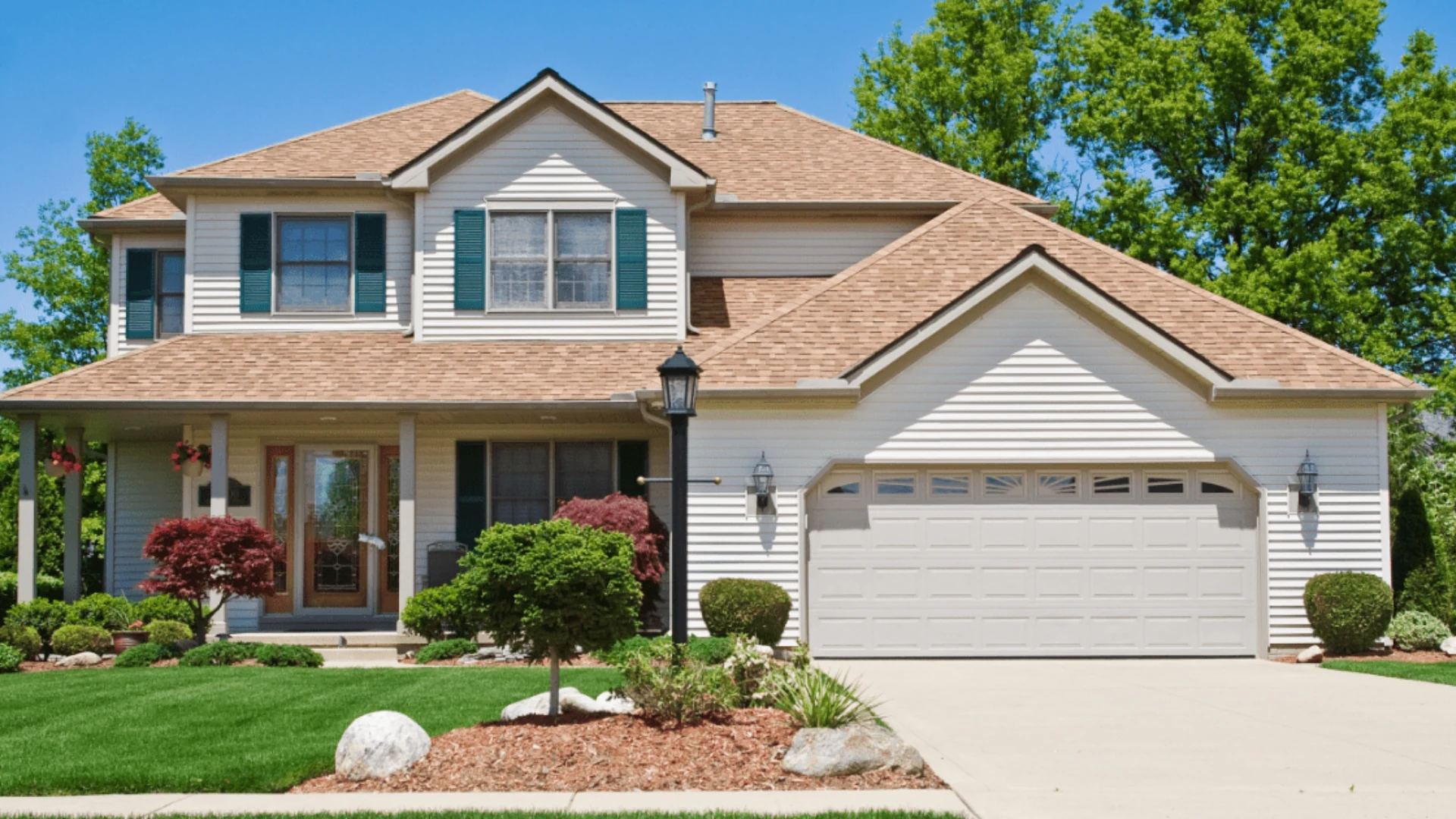 Professional exterior painting project in Strongsville by That 1 Painter