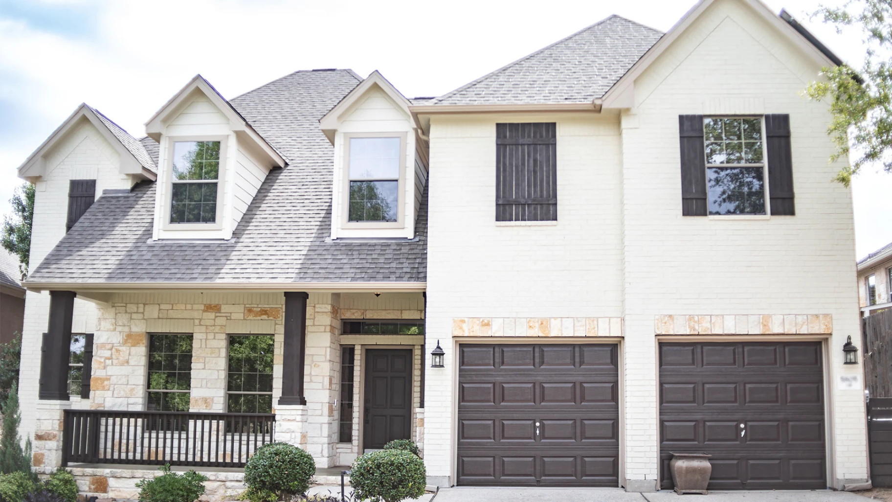 Professional exterior painting project in NorthWest San Antonio by That 1 Painter