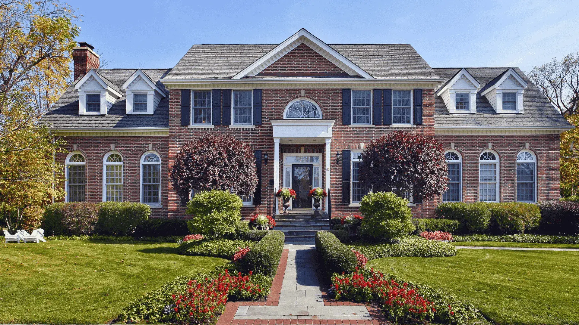 Professional exterior painting project in Cape Cod by That 1 Painter