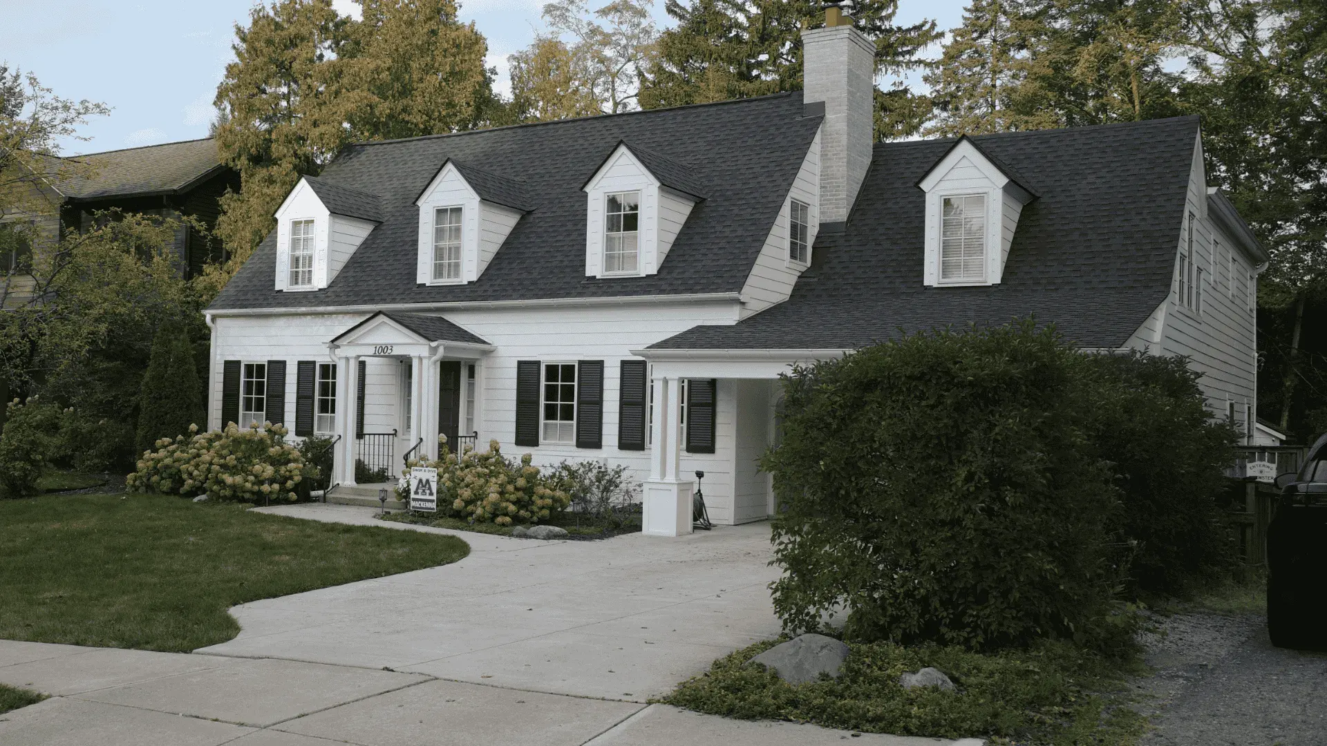 Professional exterior painting project in Birmingham by That 1 Painter