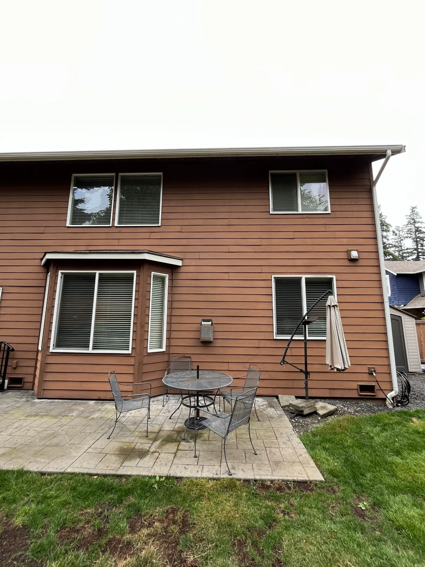 Professional exterior painting project in Seattle by That 1 Painter