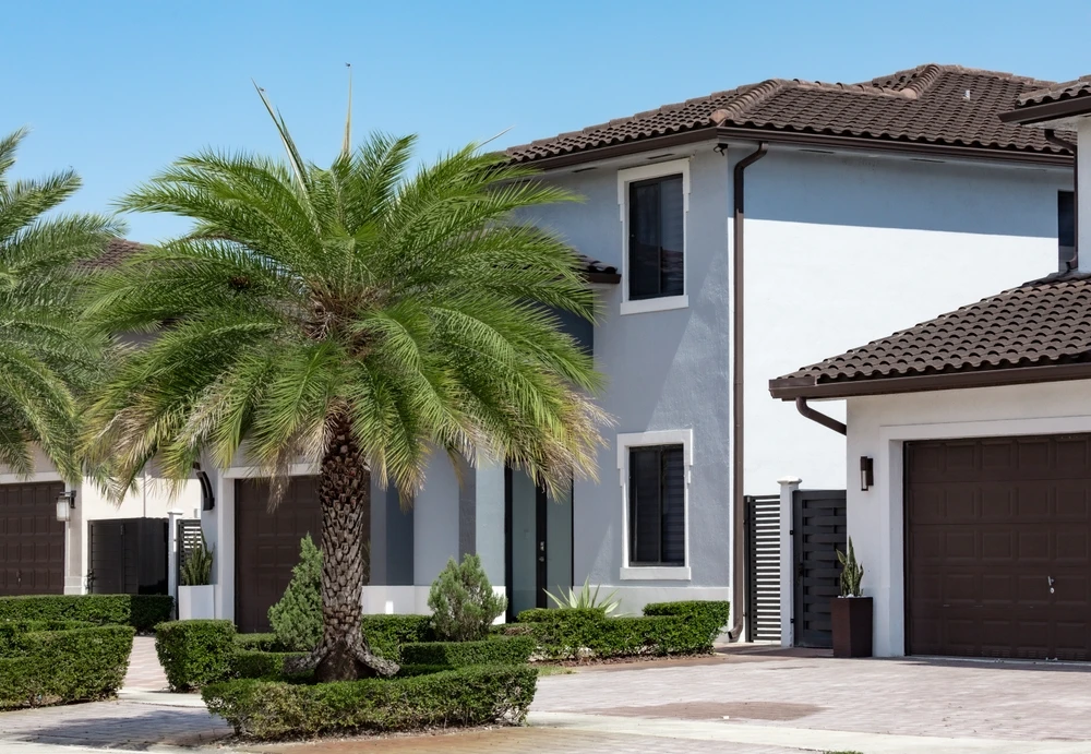 Professional Mediterranean exterior painting project in Tampa Bay by That 1 Painter