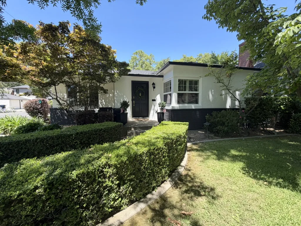 Professional exterior painting project in Sacramento by That 1 Painter