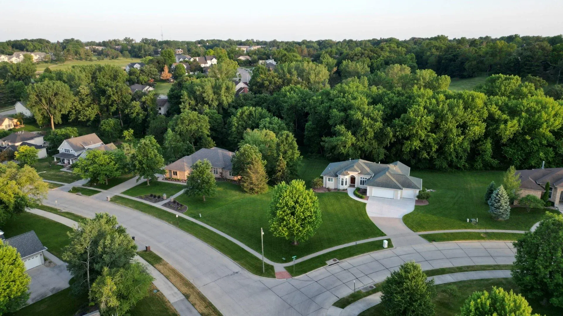 Aerial view of Central Iowa neighborhoods served by That 1 Painter Central Iowa