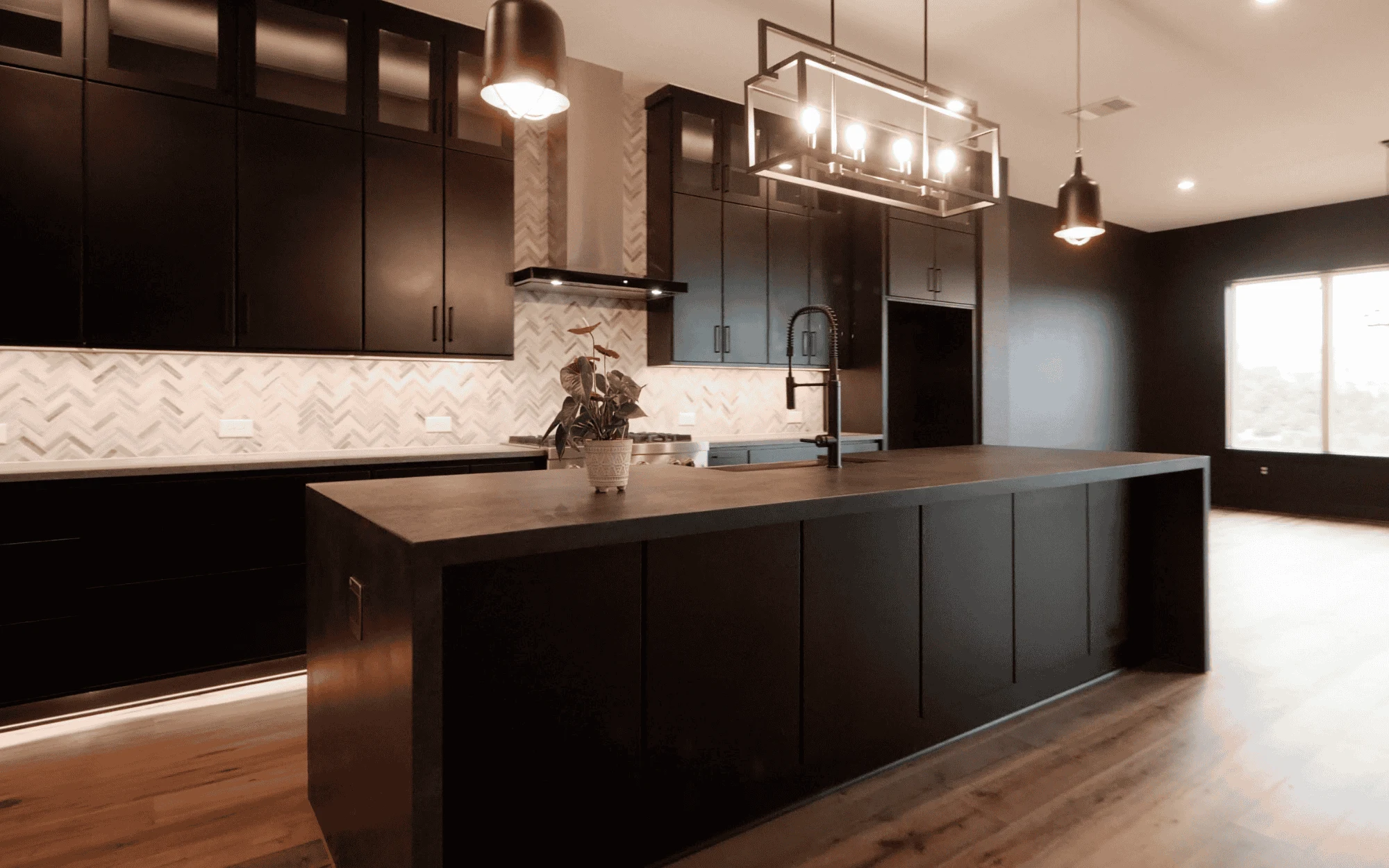 Professional cabinet & interior painting project in Oregon City-Gresham by That 1 Painter