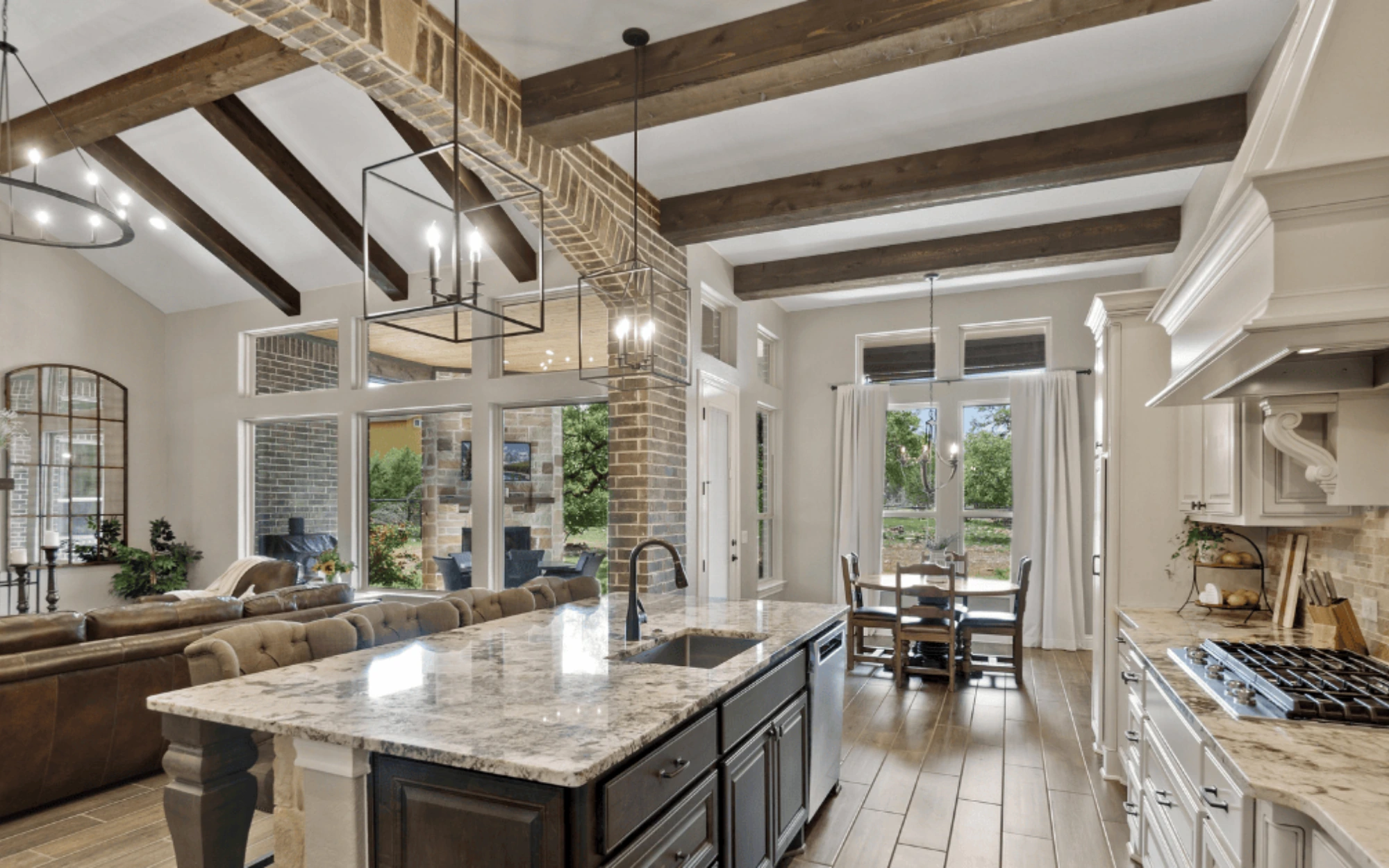 Professional interior painting project in Waco by That 1 Painter