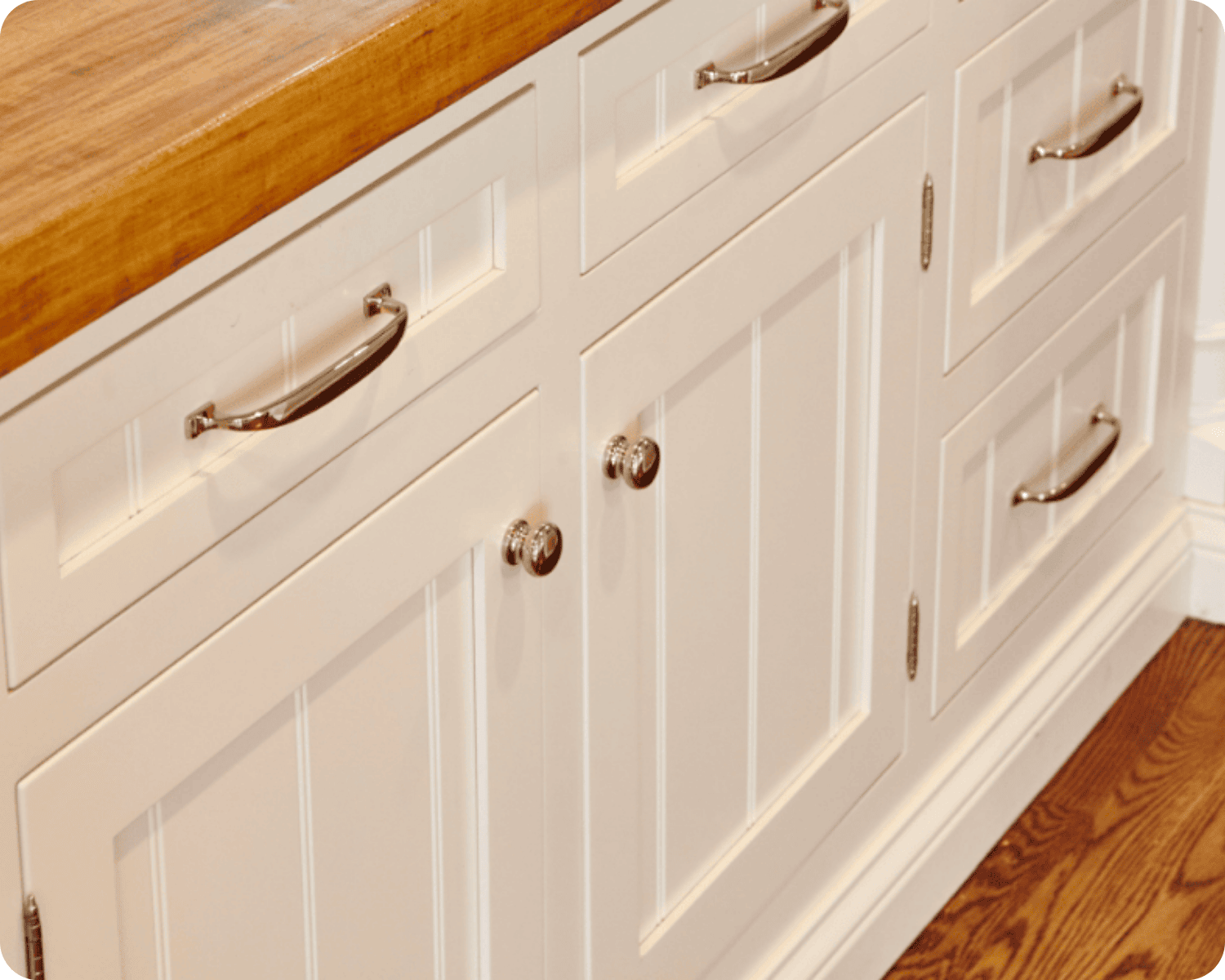 cabinet painting in austin-white cabinets in kitchen painted by professional painters from that 1 painter