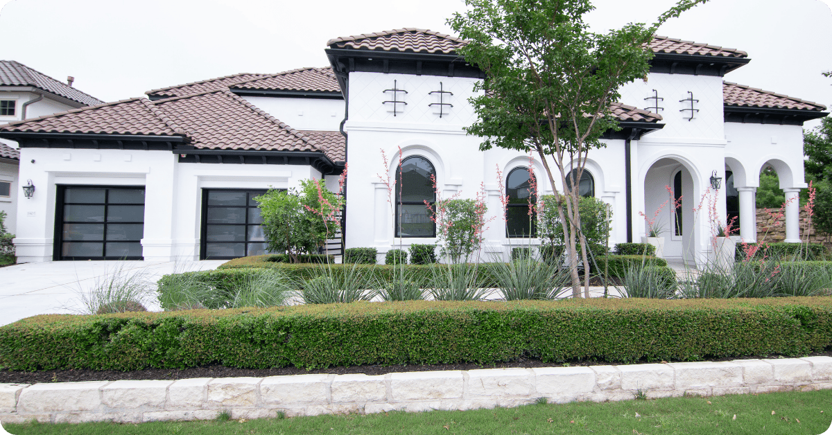 exterior painting with a white exterior and palm trees and windows for that 1 painter bradenton Venice