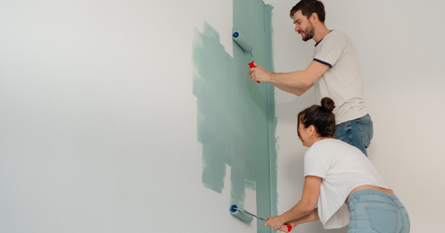 Professional Painter vs. DIY