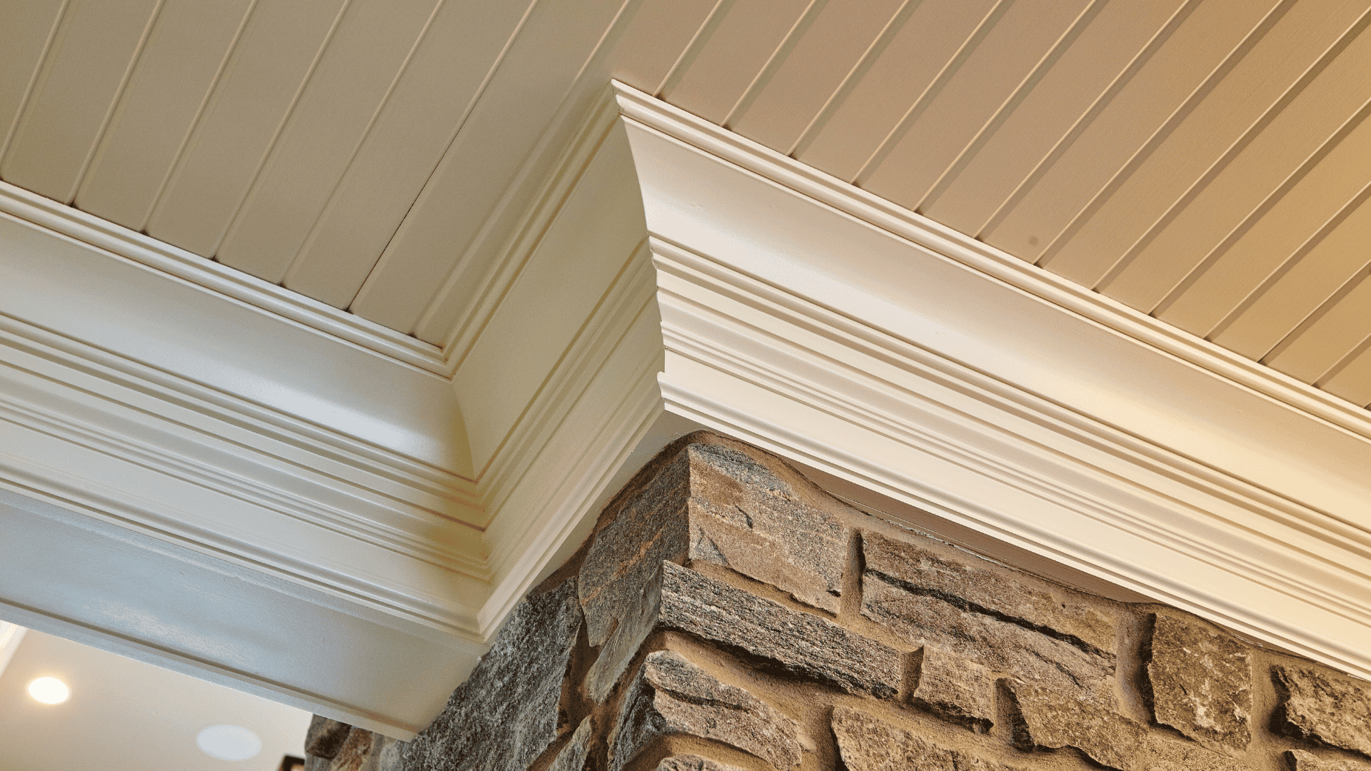 Carpentry services on cape cod_ Crown molding_ Carpenters on cape cod_ that 1 painter cape cod