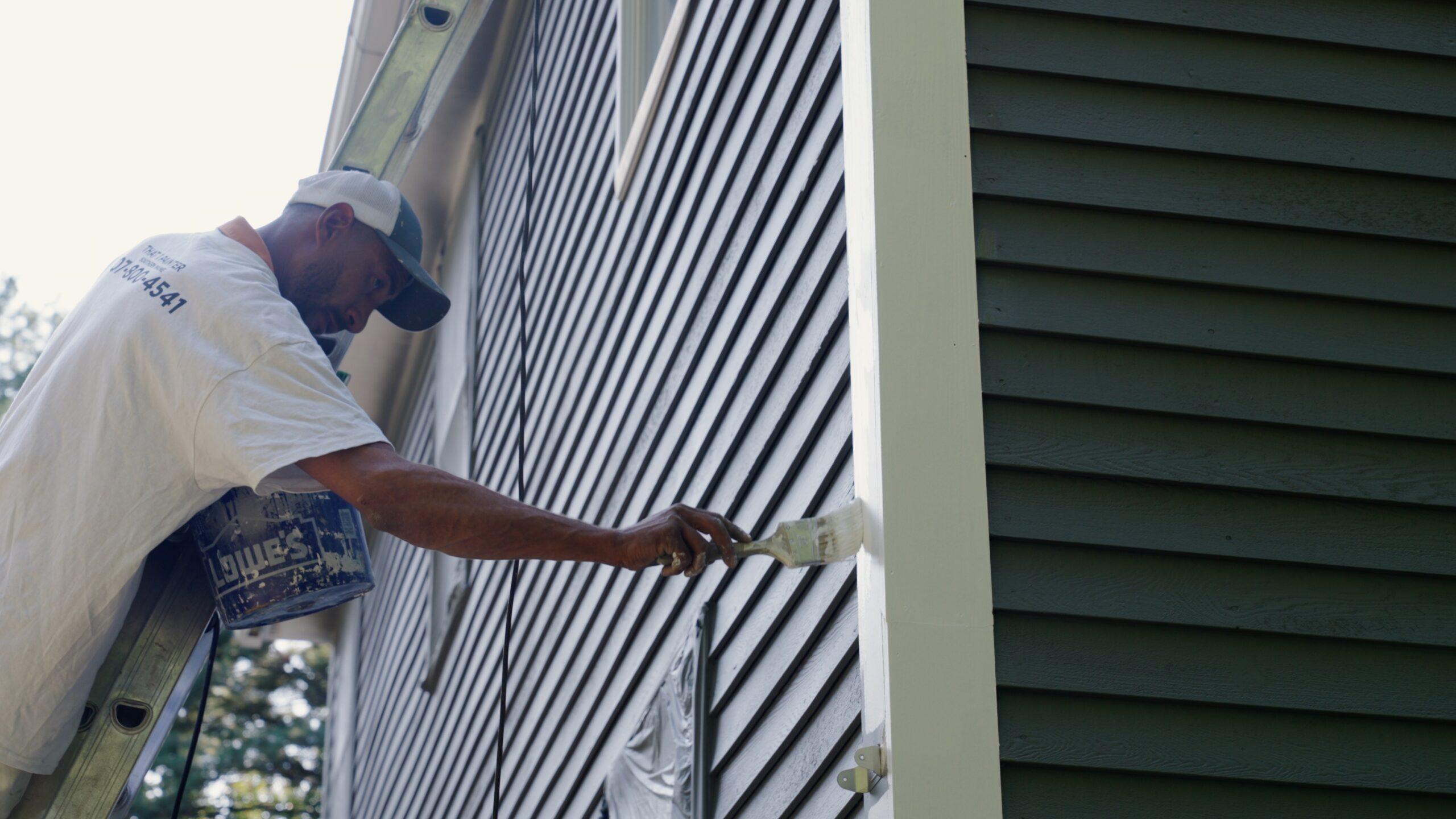 Painters in Millersburg painting a house for That 1 Painter Corvallis