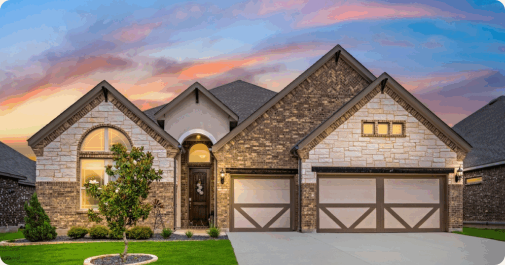 exterior-painting-in-_dallas-texas-styled-home-with-brown-trim-and-brick-from-that-1-painter.png