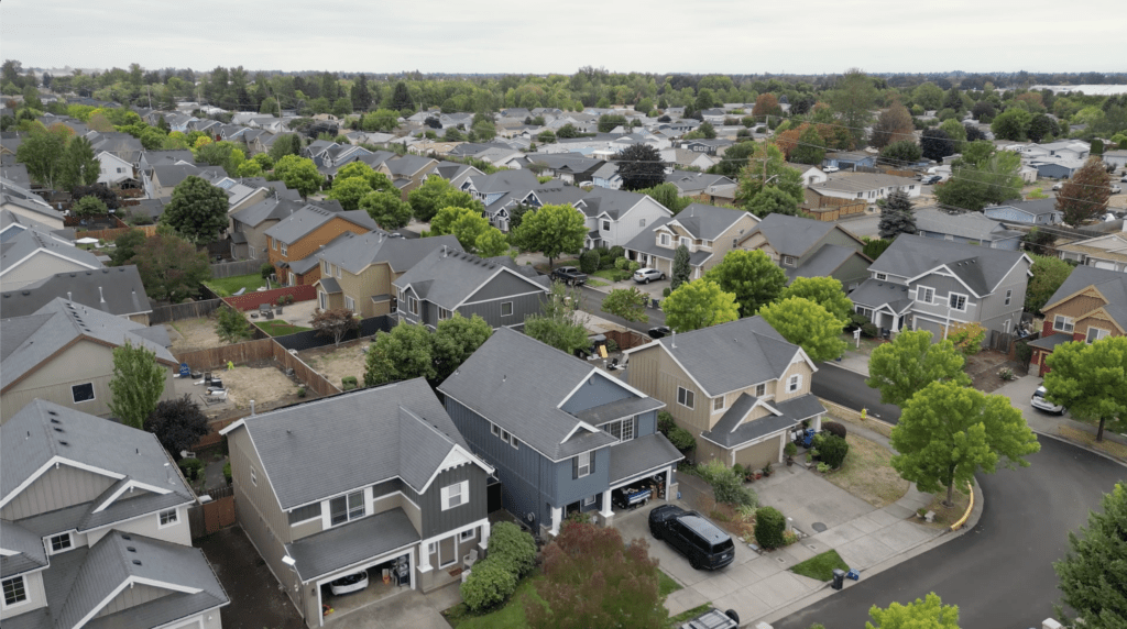 A birds eye view of a neighborhood in Eugene with paint warranty being put in place for freshly painted homes - That 1 Painter Eugene