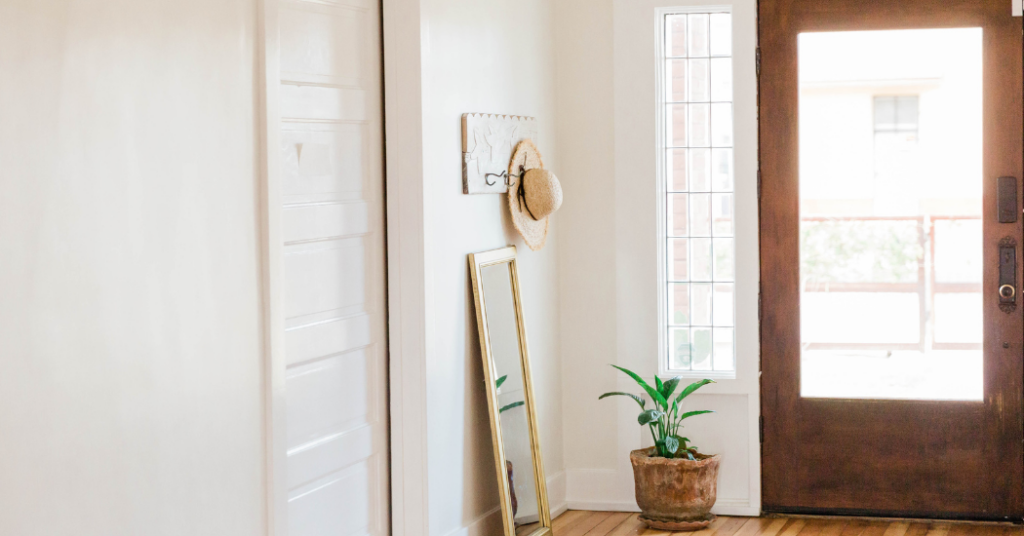 Why Do So Many Homeowners Like the SW Greek Villa Color in Fort Bend County, Texas?