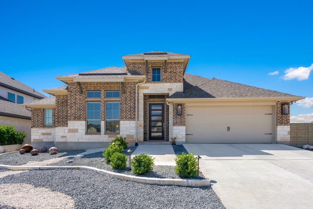 Dallas Tx Home, with moderate sunny Dallas Weather