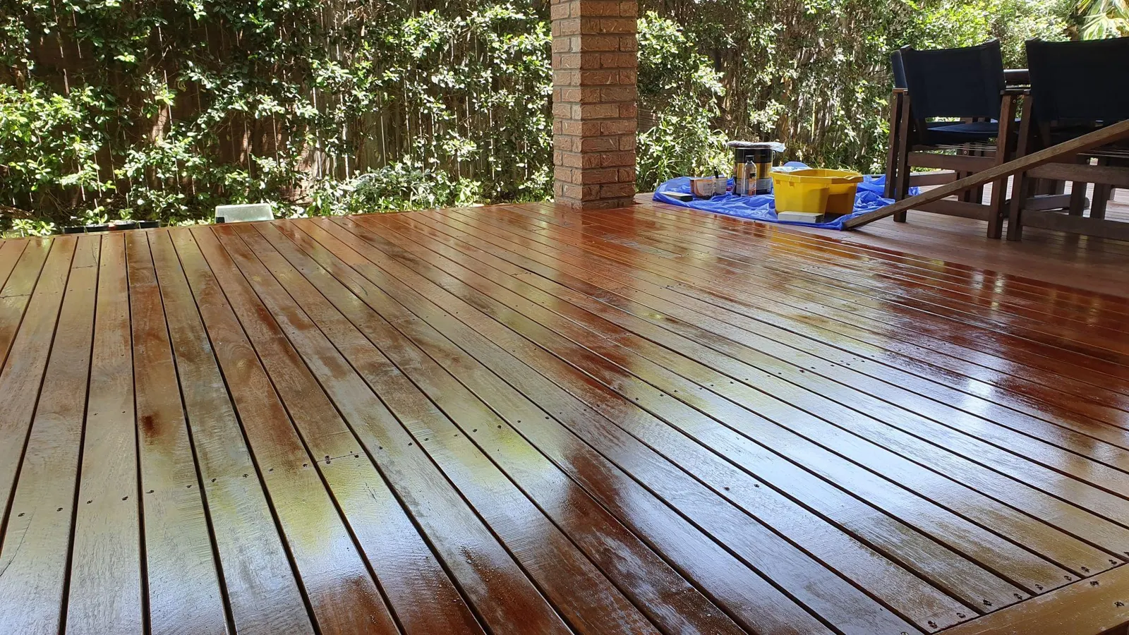 How Long Does Deck Stain Take to Dry?