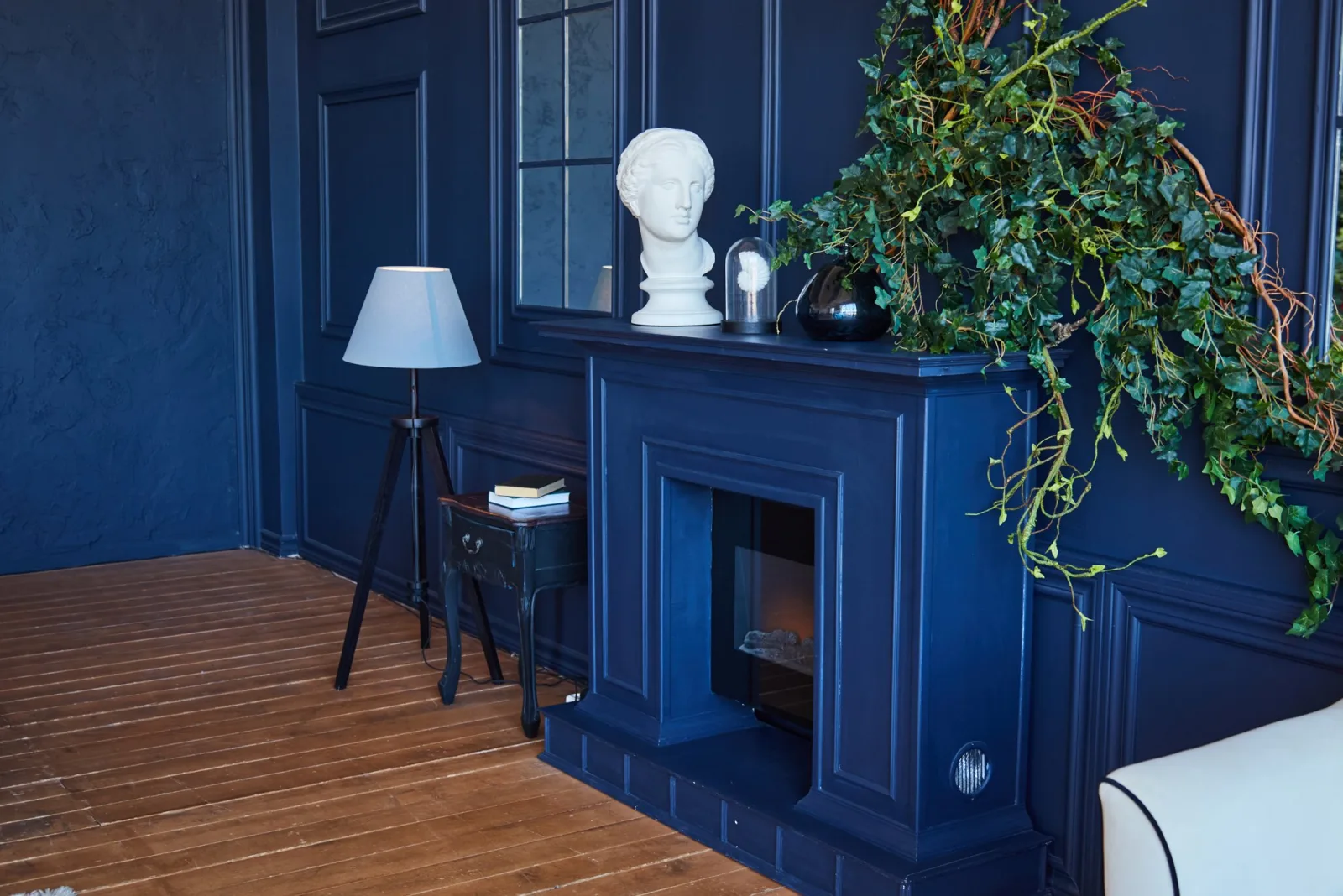 What Are the Best Living Room Paint Colors for 2026?