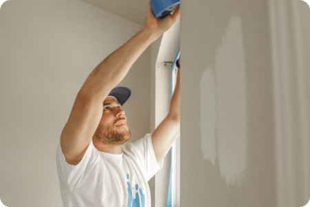 That 1 Painter team at work - Why Choose Us section