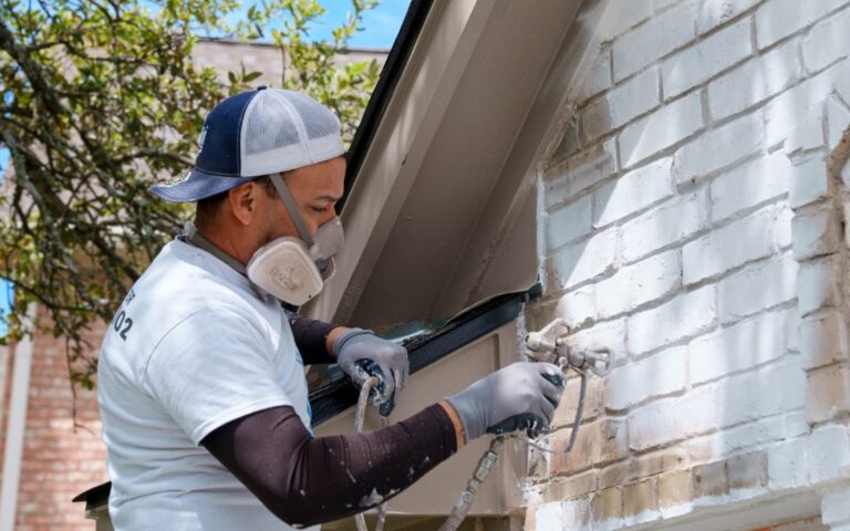 That 1 Painter team at work - Why Choose Us section