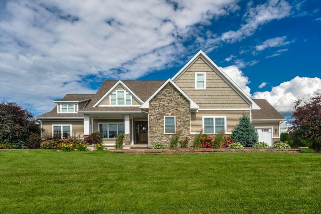How Long Should Exterior Paint Last? (And When to Repaint) That 1 Painter Quad Cities