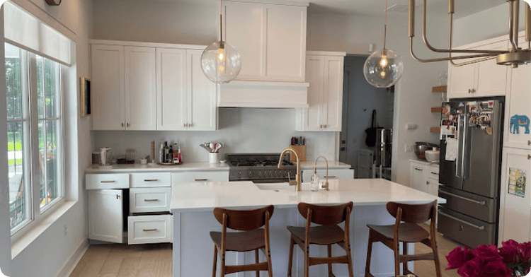 Professional painting services - interior and exterior house painting