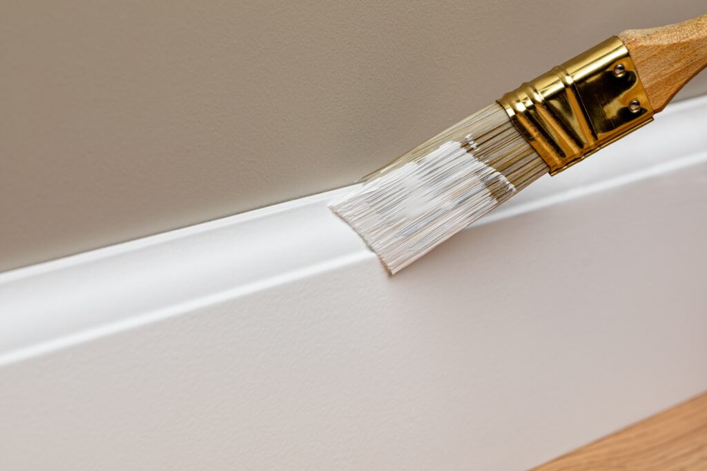 Painting Tips: How to Avoid Brush Marks and Roller Lines 1 Avoid brush marks and roller lines