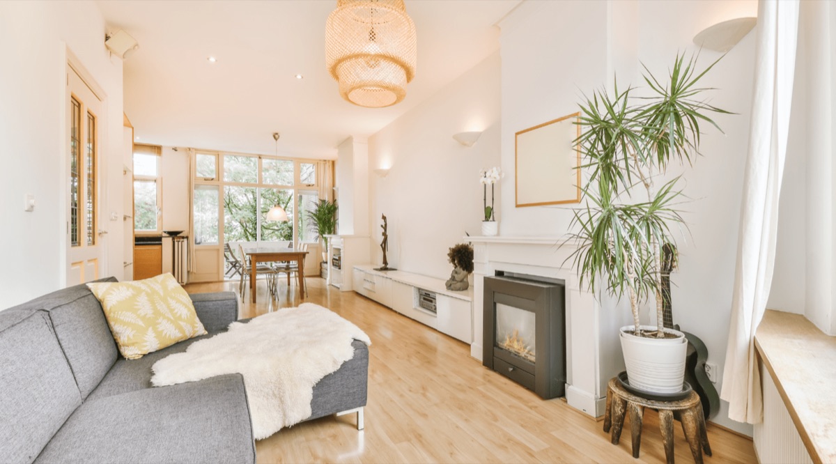 What Colors Make a Room Look Bigger?