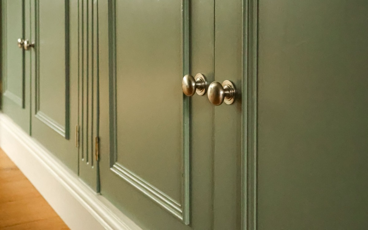 What Paint Is Best for Cabinets?