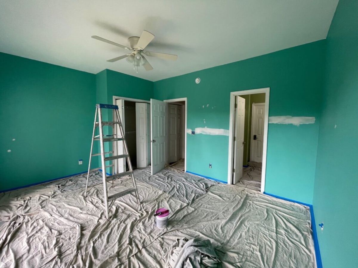 Best Drop Cloths for Painting: Floor Protection Guide